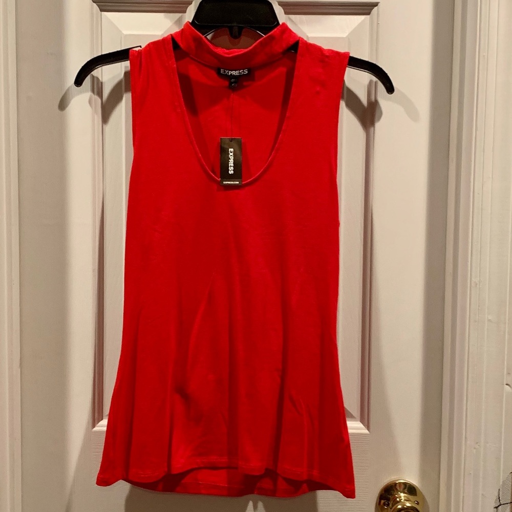 Express... Women’s Size S/P Red Tank! (BNWT) 🥰💯